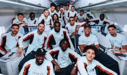 França embarca para a Copa