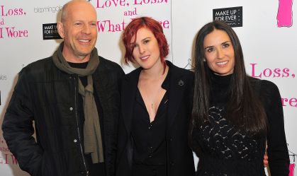 "Love, Loss &amp; What I Wore" New Cast Member Celebration
