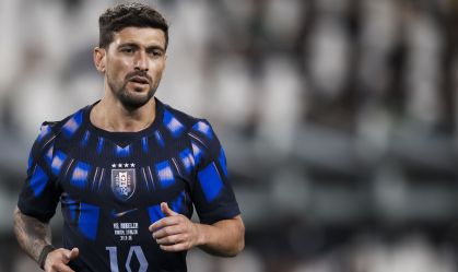 Arrascaeta com a camisa do Uruguai
