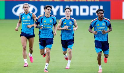 Imagem de destaque do post: Copa: treino da Espanha é adiado após tempestade na véspera da final