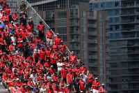 Jornalista critica sobra de assentos na abertura da Copa no Canadá