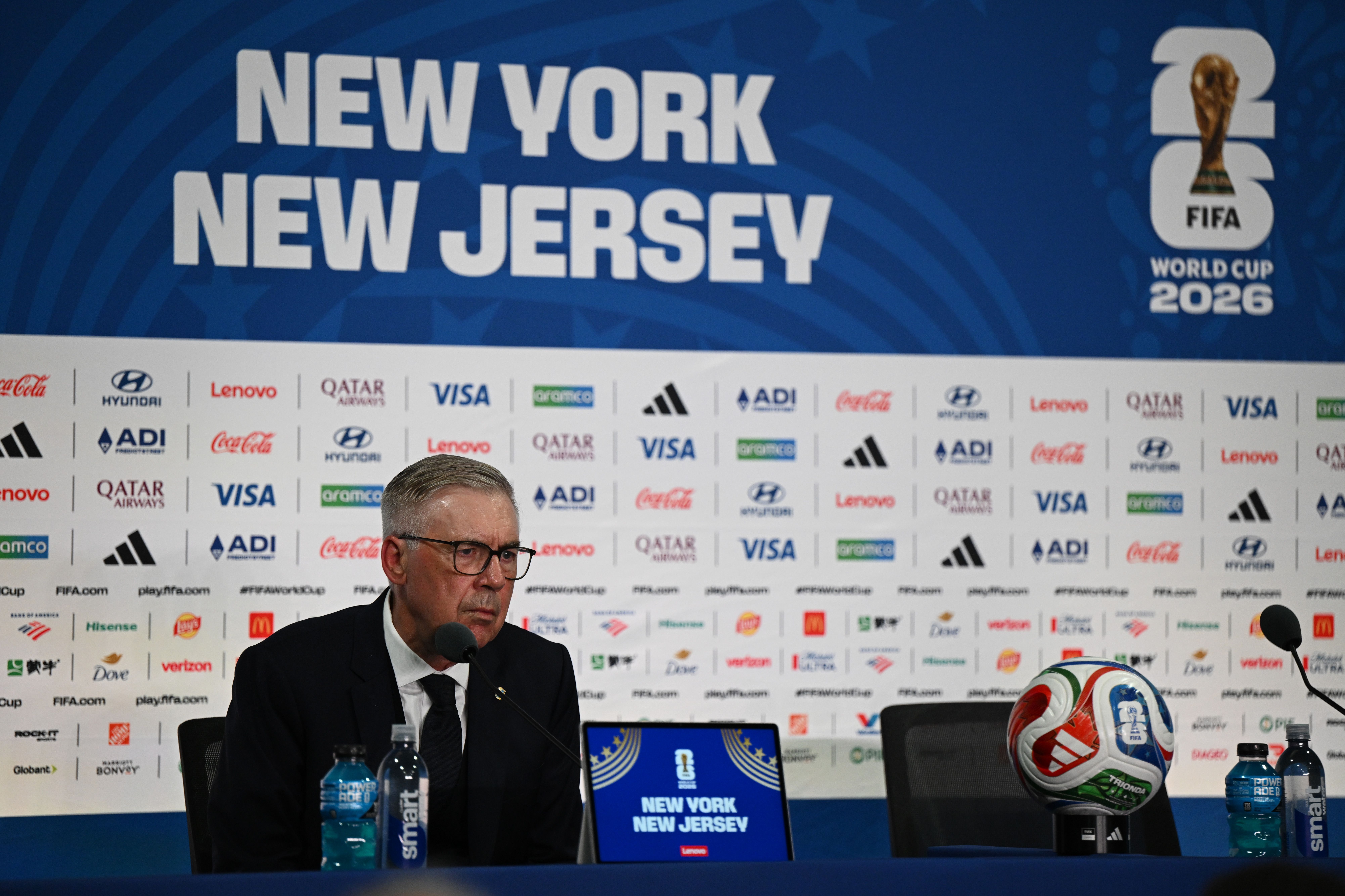 Ancelotti durante entrevista coletiva