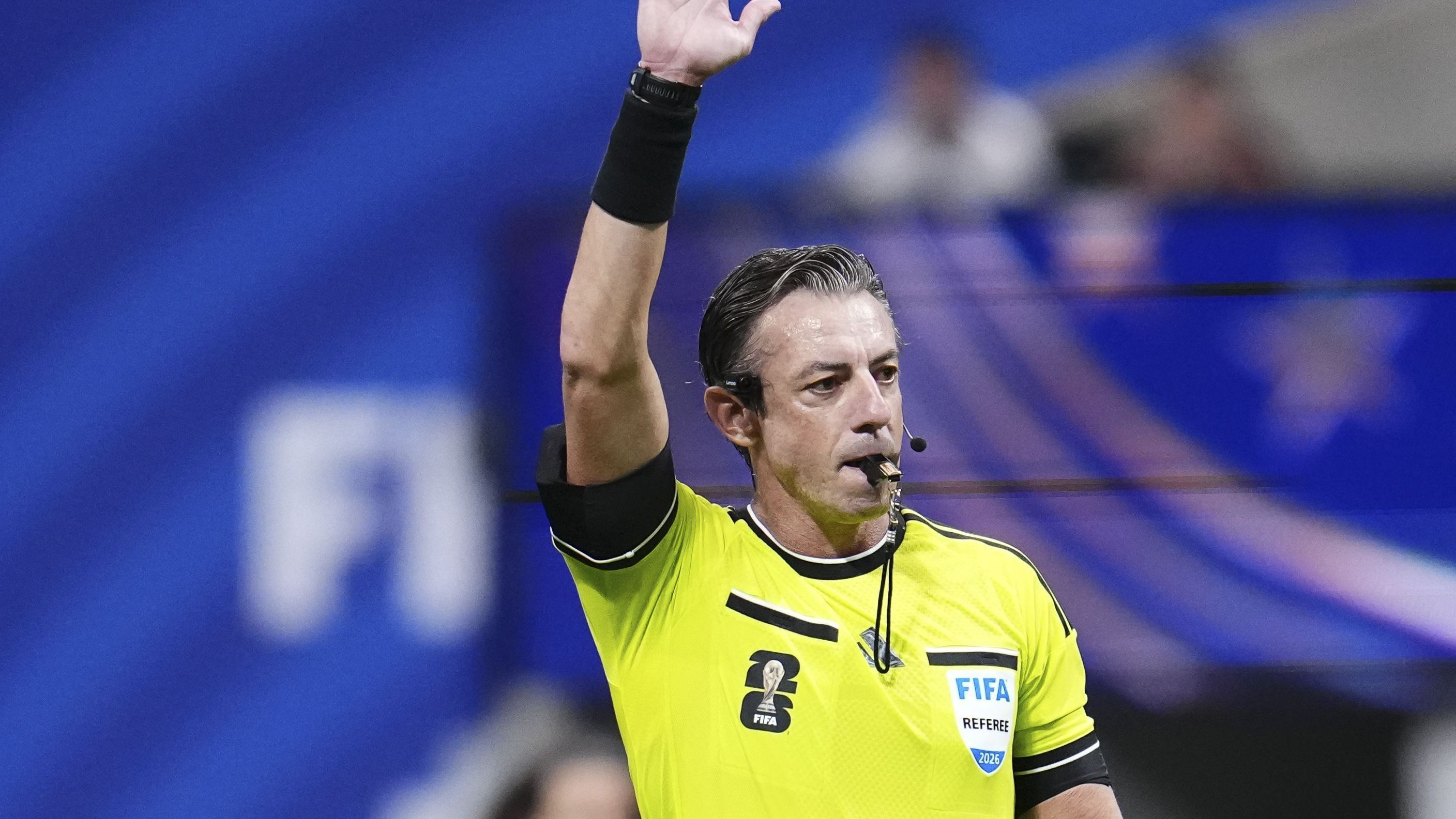 Raphael Claus, árbitro brasileiro