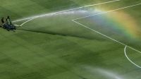 Gramado natural com troca rápida para shows está em 14 estádios da Copa