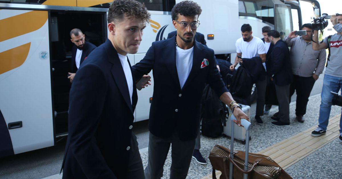 Irã desembarca no México para a Copa em meio a impasse sobre vistos