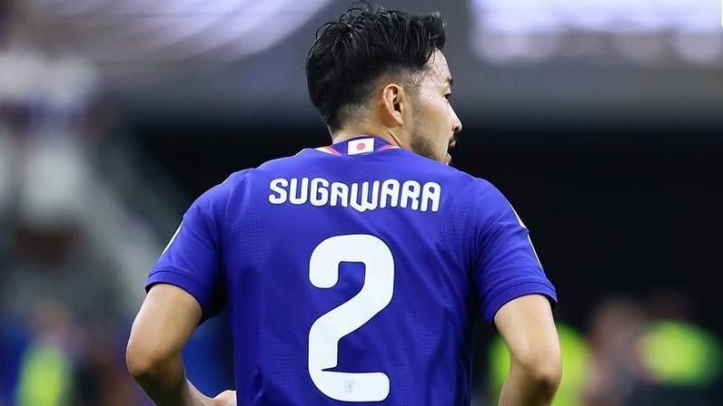 Yukinari Sugawara, lateral do Japão