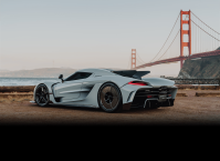 Hipercarro da Koenigsegg bate recordes de aceleração e desafia elétricos