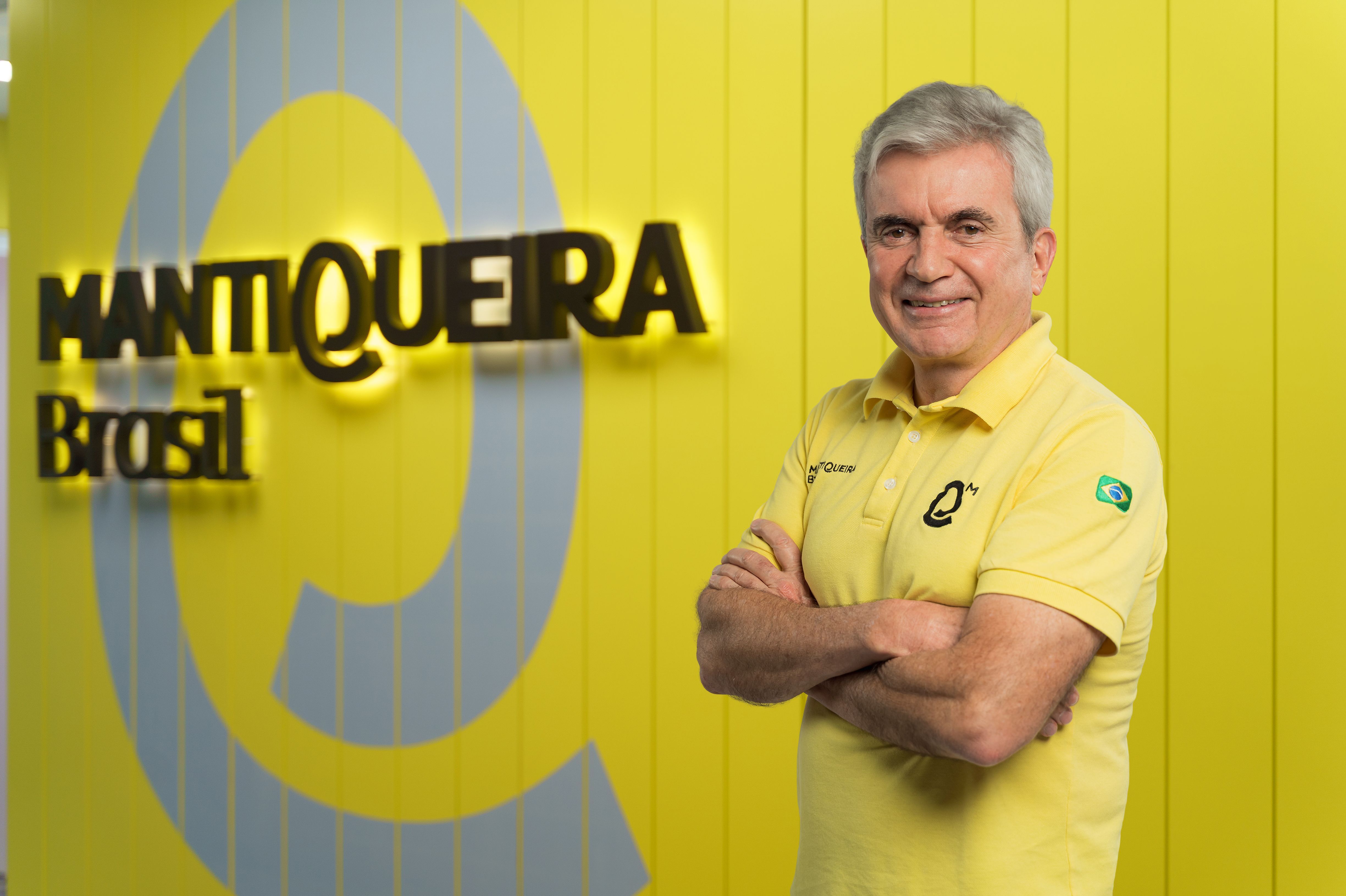 MARCIO_UTSCH_ESCRITORIO (4) (1).jpg
