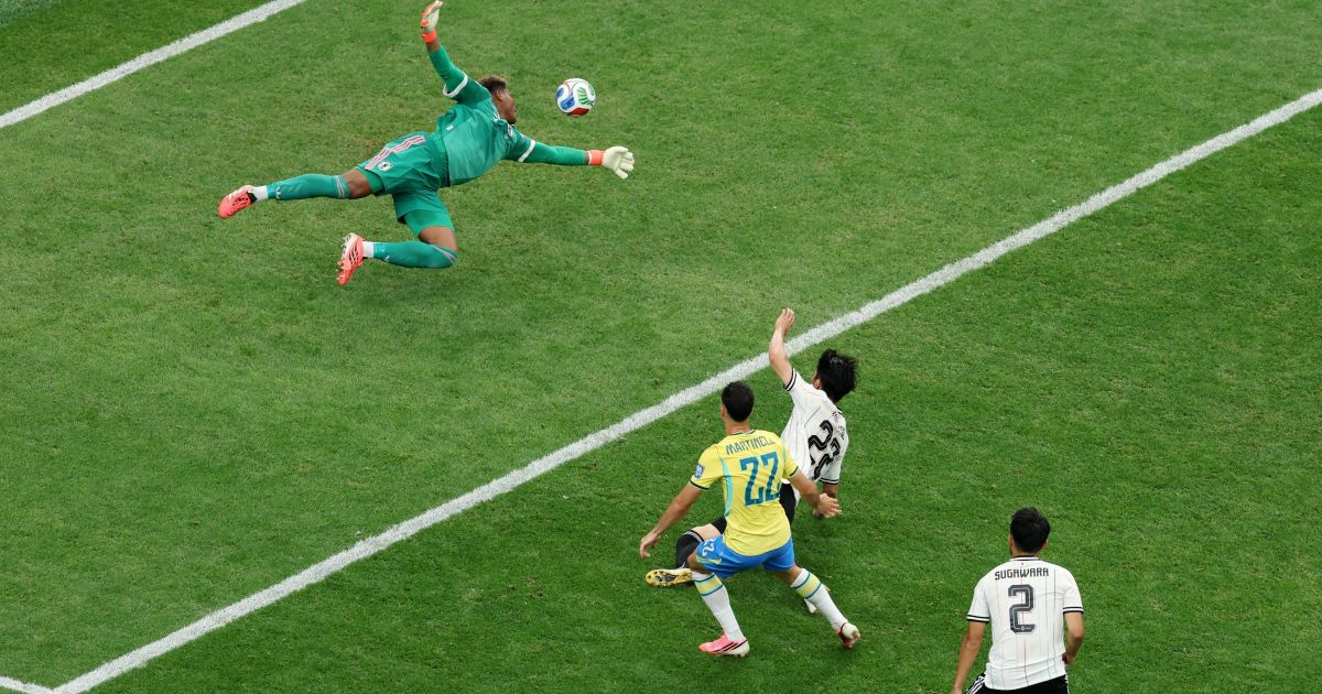 Silas, ex-Seleção, critica árbitro de Brasil x Japão