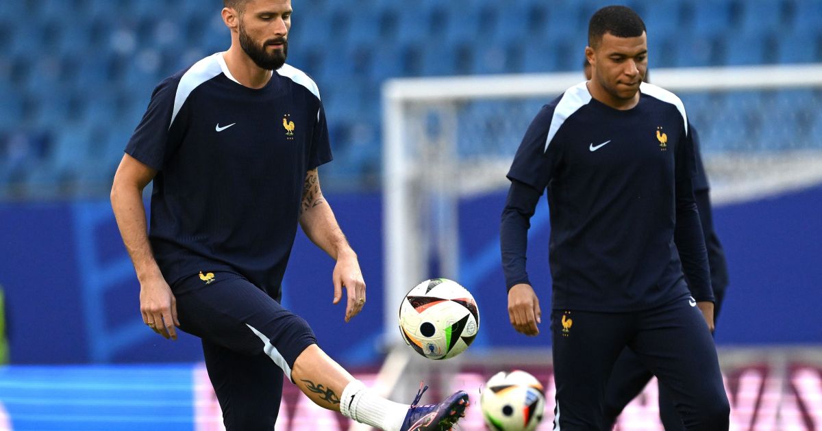 Giroud parabeniza Mbappé por recorde de gols na seleção francesa