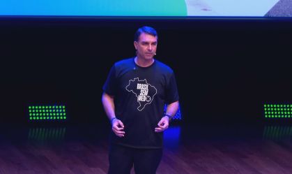 O senador e pré-candidato à Presidência, Flávio Bolsonaro (PL)