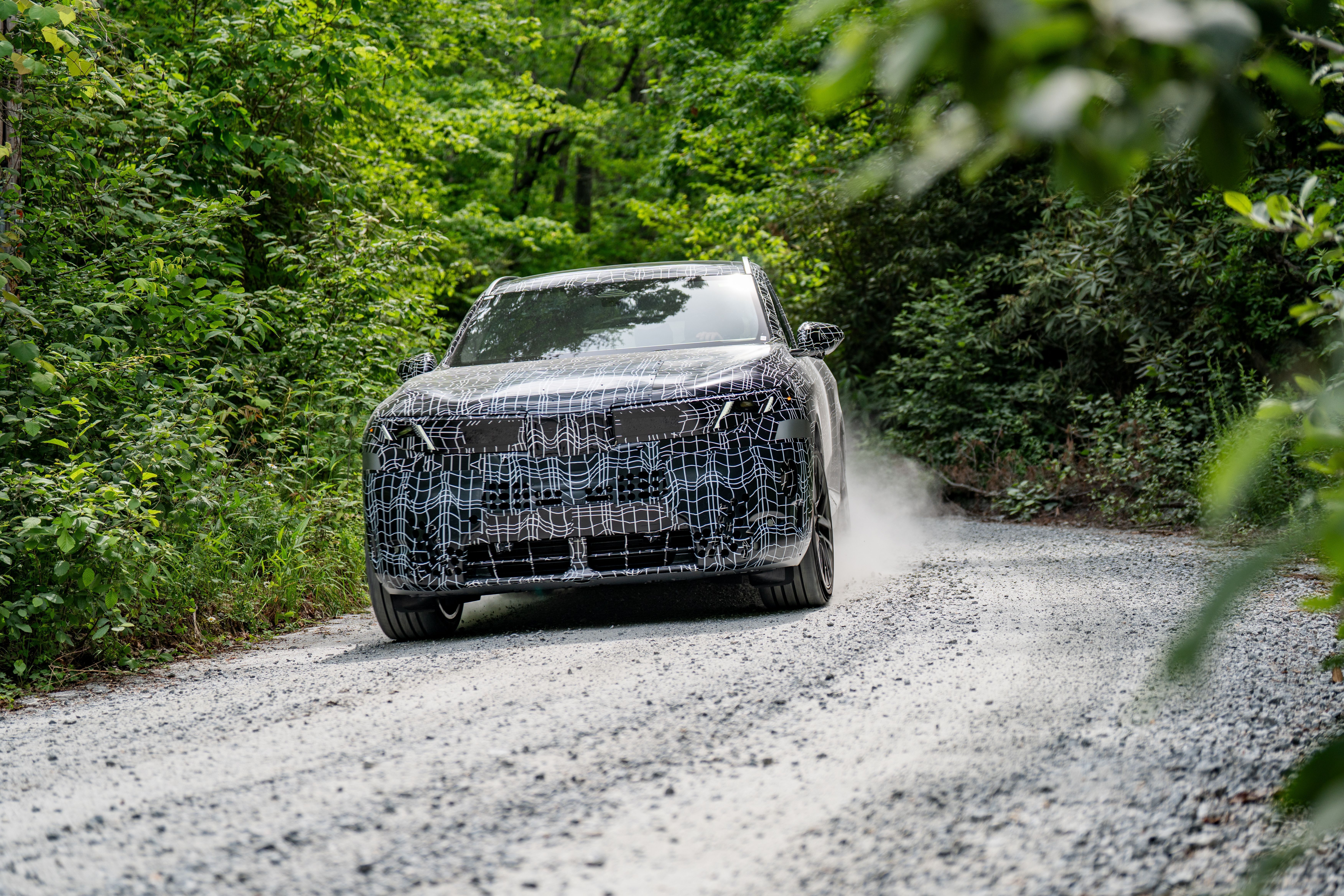 P90645286_highRes_the-new-bmw-x5-proto