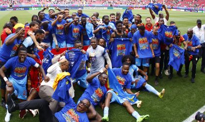 Jogadores da RD do Congo celebrando classificação para a Copa do Mundo de 2026