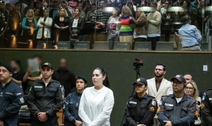 Reação de Monique Medeiros ao ser perdoada (1)