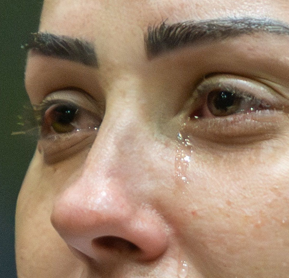 Coração e lágrimas: reação de Monique após perdão por morte de Henry Borel | CNN Brasil