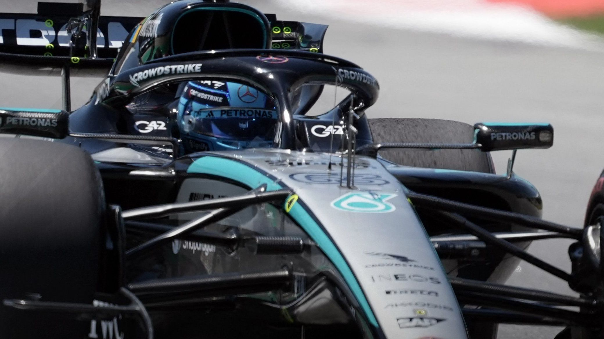 Russell lidera primeiro treino livre do GP de Barcelona-Catalunha
