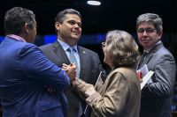 Alcolumbre elogia Teresa e diz que reunião com nova líder foi "muito boa"