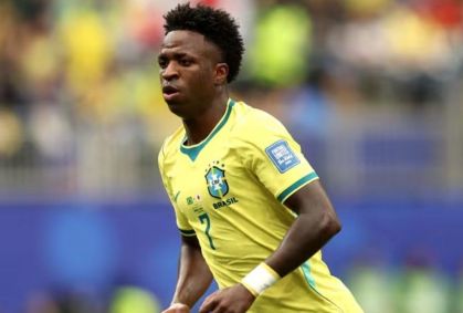 "Não fugi da responsabilidade", diz Vini Jr após eliminação do Brasil