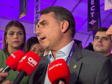 O senador Flávio Bolsonaro (PL-RJ) no evento Eloos