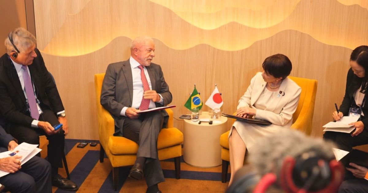 Lula encontra premiê do Japão no G7 e fala sobre acordo com o Mercosul