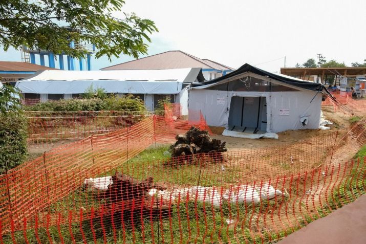 Centro de Tratamento da Doença pelo Vírus Ebola no Hospital Geral de Referência de Bunia, no leste da República Democrática do Congo 15 de junho de 2026 • REUTERS/Gradel Muyisa Mumbere
