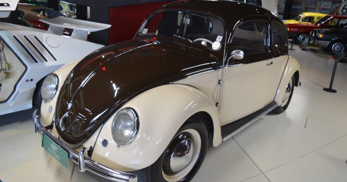 Dia Mundial do Fusca: conheça um raro Split Window de 1952