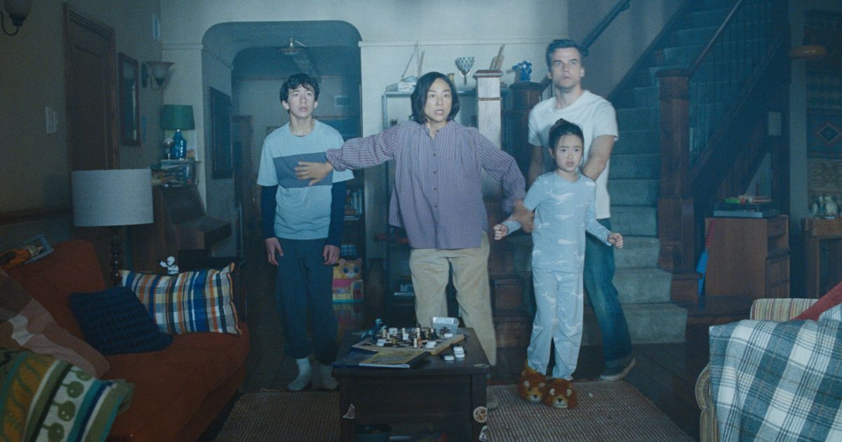 “A Última Casa”: entenda final do filme com Wagner Moura e Greta Lee