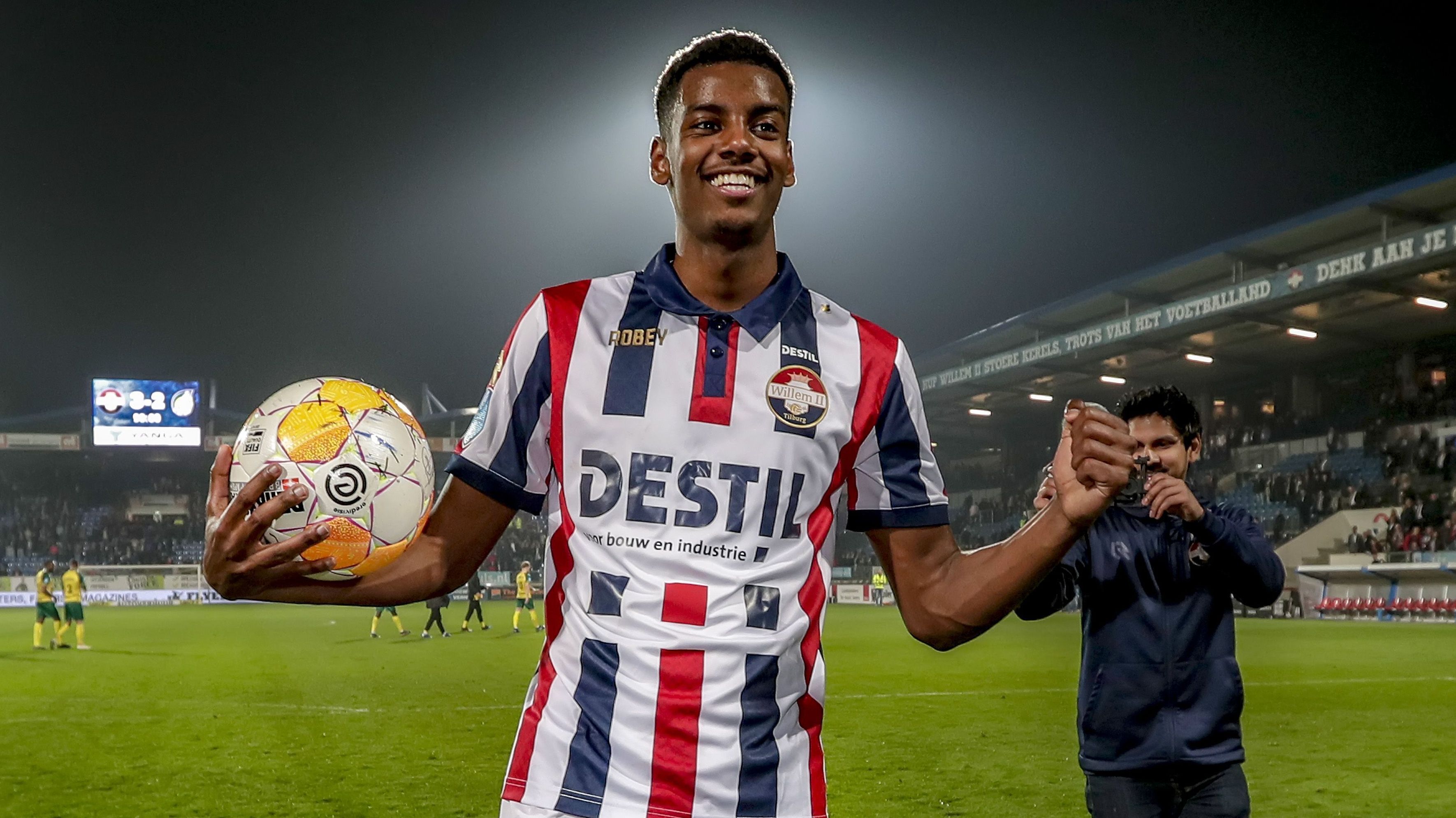 Alexander Isak nos tempos de Willem II, da Holanda