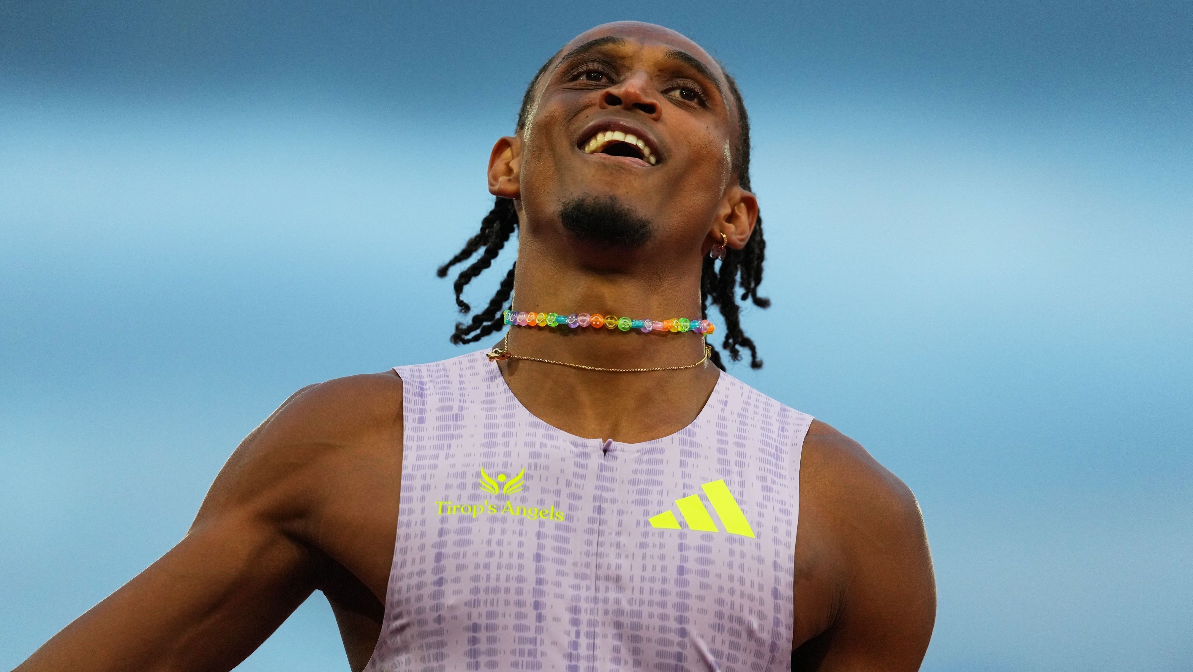 Alison dos Santos comemora vitória na etapa de Oslo, na Noruega, da Diamond League