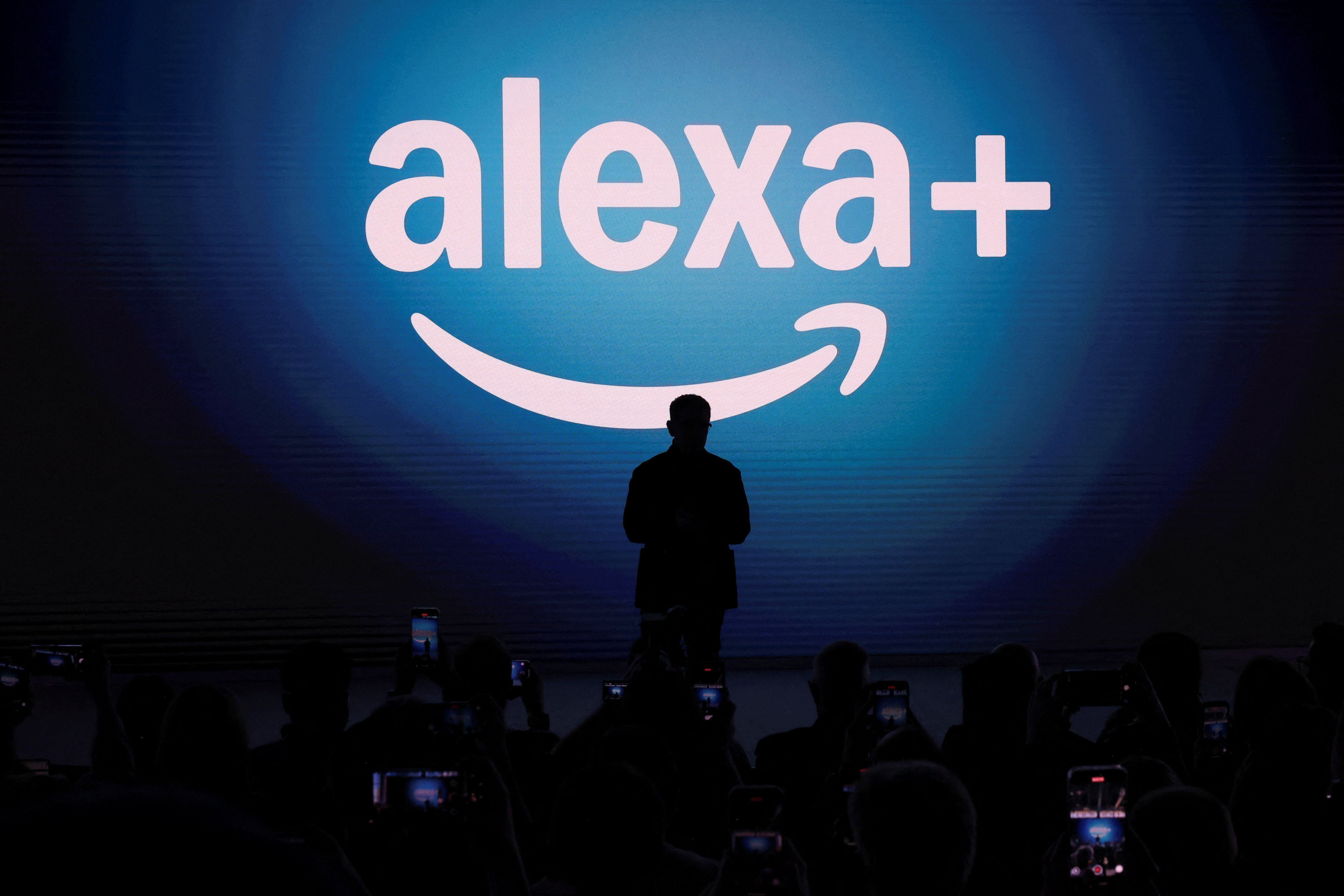 Logotipo da Alexa+ da Amazon em Nova York, EUA, em 26 de fevereiro de 2025