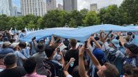 Argentinos transformam Dallas no Obelisco com canções, choripán e empanadas