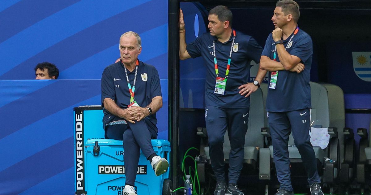 Bielsa mostra perplexidade com situação do Uruguai na Copa do Mundo