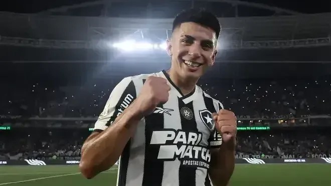 Almada esteve presente no ano histórico de 2024 para o Botafogo