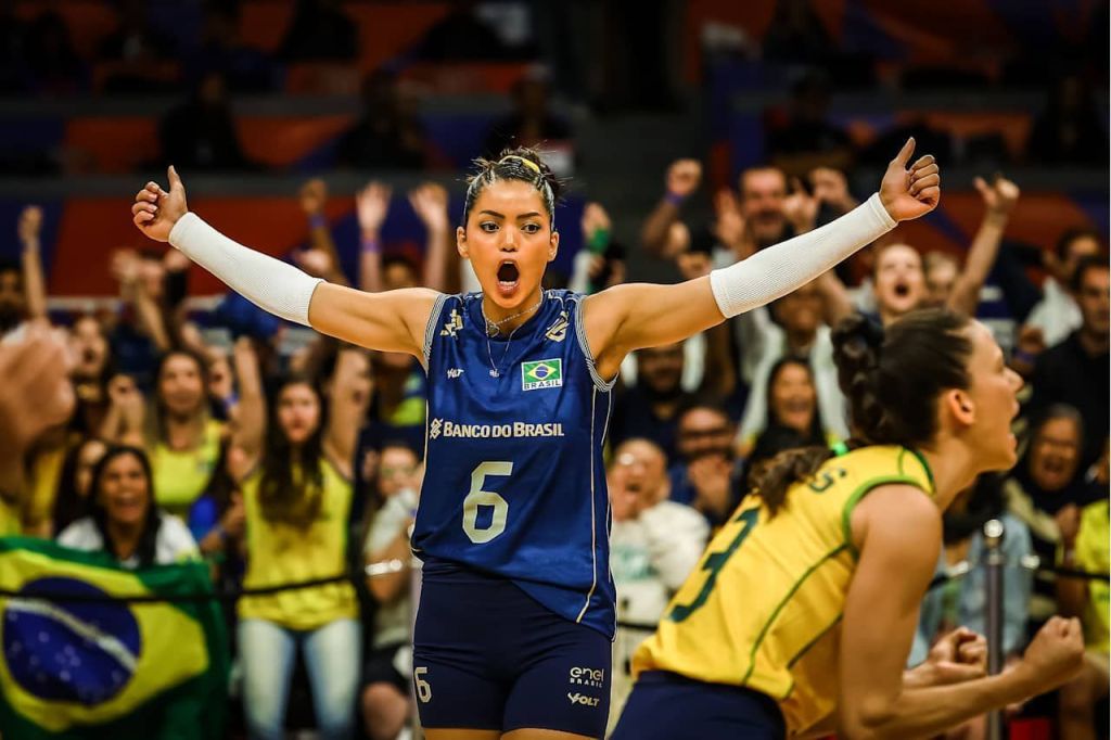 Nyeme comemora ponto em Brasil x Bulgária pela Liga das Nações