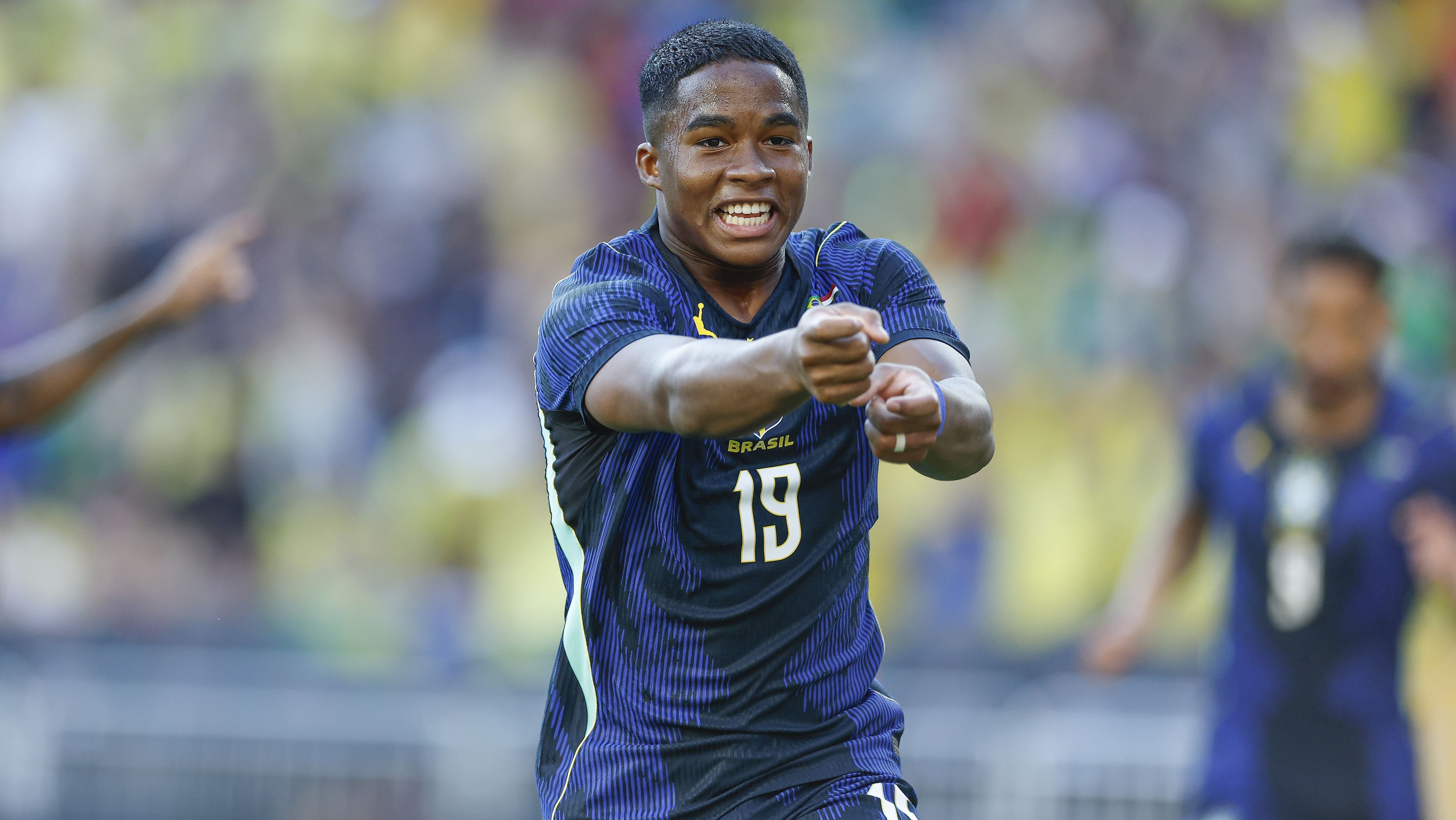 Comemoração de Endrick, atacante do Brasil, no gol marcado contra o Egito, em Cleveland