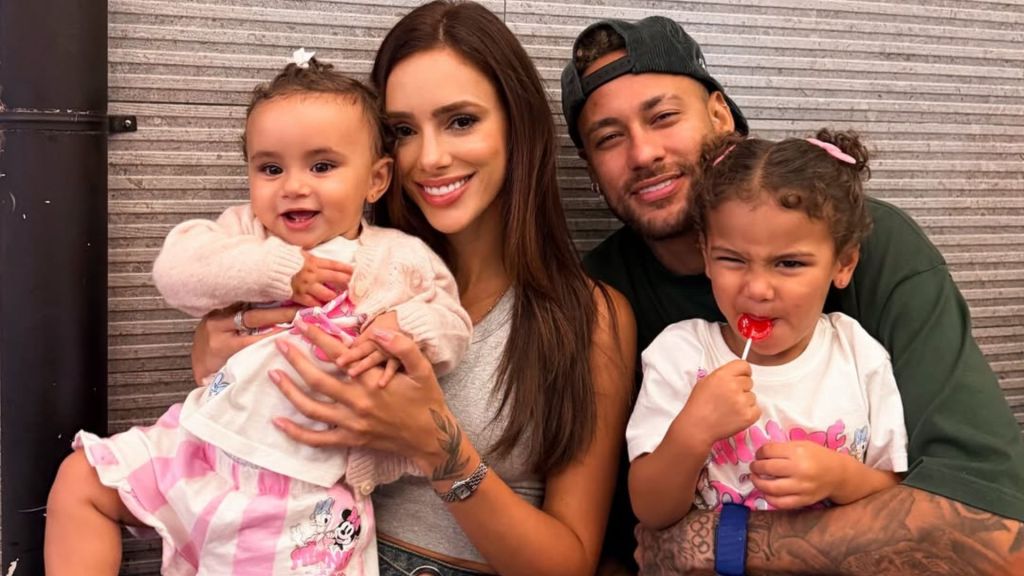 Confira quem são as WAGs mais famosas da história