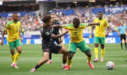 Imagem de destaque do post: África do Sul 0 x 1 Canadá: veja os melhores momentos do jogo da Copa