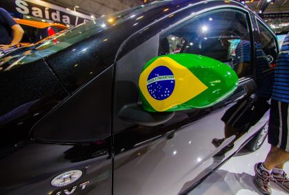 Personalizou o carro para a Copa? Saiba como evitar a multa