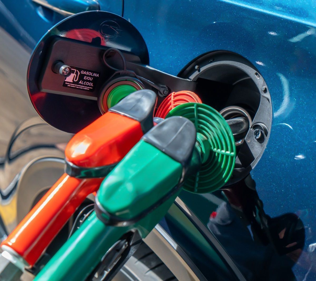 Mistura de etanol à gasolina gera demanda de1 bilhão de litros