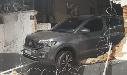 carro-pendurado (2)