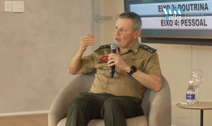 Comandante do Exército, general Tomás Ribeiro Paiva