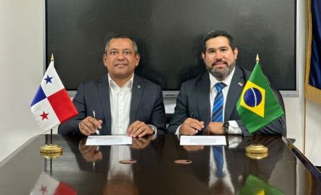 Foto do encontro interministerial entre Brasil e Panamá