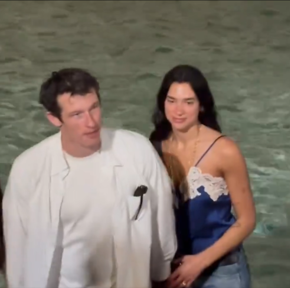 Dua Lipa e Callum Turner curtem Fontana di Trevi na Itália • Reprodução/Tiktok/@anag710