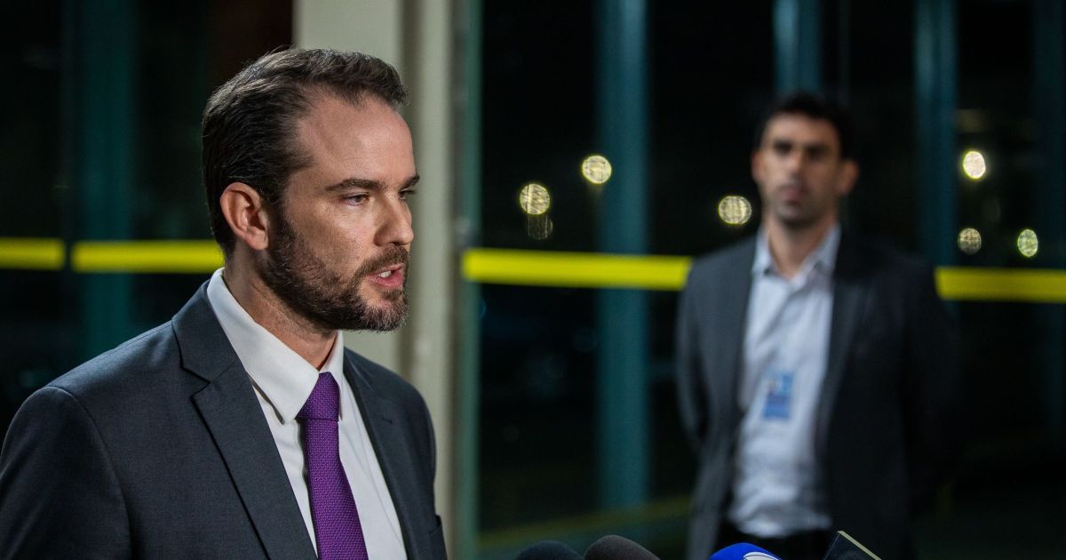 Durigan não descarta nova MP do Brasil Soberano se tarifas se confirmarem