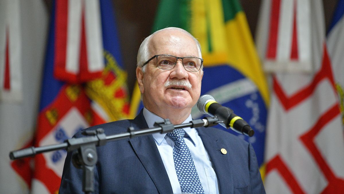 Fachin: “Nenhuma autoridade está acima da Constituição”
