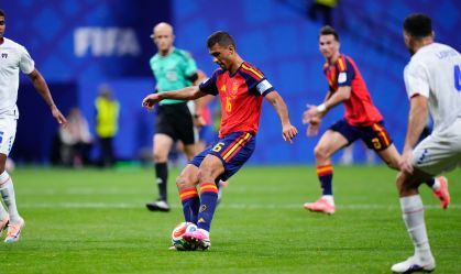 Imagem de destaque do post: Espanha busca reação contra Arábia Saudita após tropeço na estreia da Copa