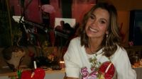 Flávia Alessandra faz 52 anos e celebra com elenco de "Quem Ama Cuida"