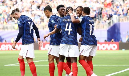 França comemora gol contra a Suécia na Copa do Mundo