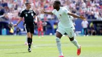 Senegal goleia Iraque entra na briga pela vaga entre os melhores terceiros