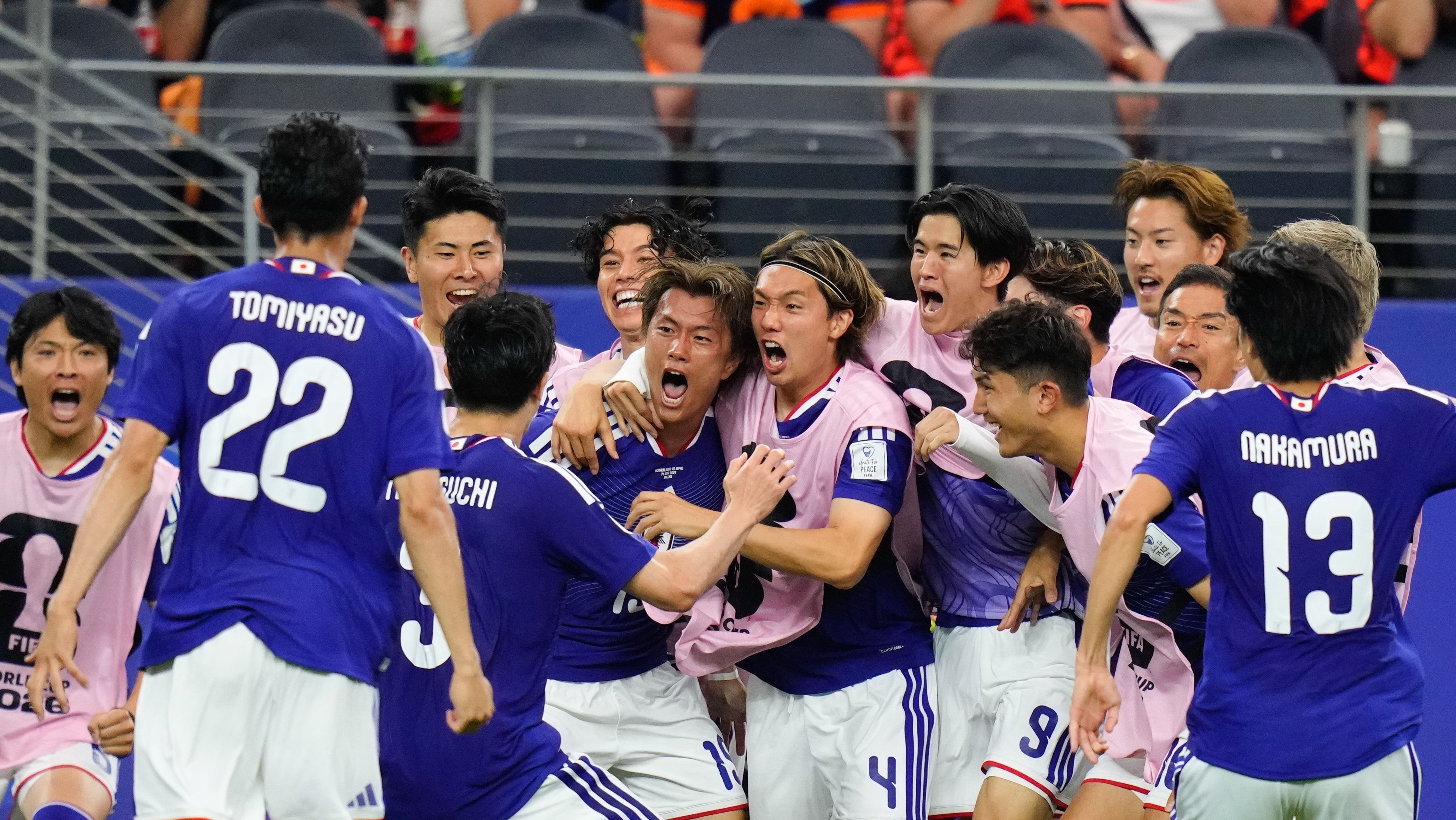 Gol do Japão contra a Holanda na Copa do Mundo